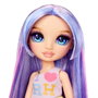 MGA Rainbow High Ma Poupée Violet My Fashion Style - Ensemble avec Top, Shorts, Sac à Main et Talons Hauts, Coiffure Brushable - Licence Rainbow High