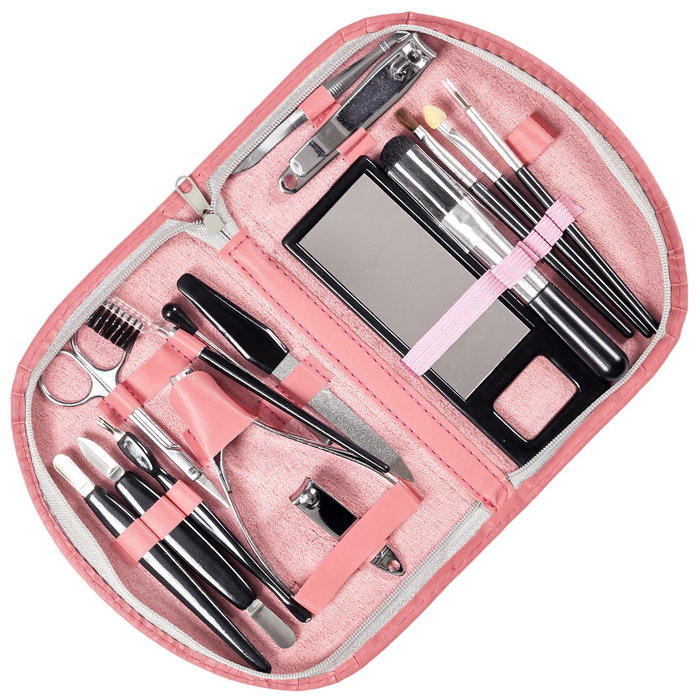 Cosmetic Club Kit de manucure et maquillage 18 pièces Cosmetic Club Kit de manucure et maquillage 18 pièces