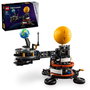 LEGO Technic 42179 La Planète Terre et la Lune en Orbite