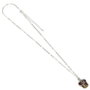 THE CARAT SHOP Pendentif Gryffindor Harry Potter en Alliage de Zinc Argenté, Dimensions 20 mm x 25 mm, Chaîne de 40 cm (avec Extension 5 cm)