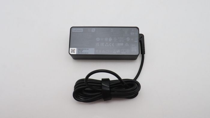 Lenovo Adaptateur secteur 65W USB-C Noir Lenovo Adaptateur secteur 65W USB-C Noir