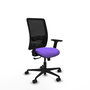 Chaise Zulema Synchro 3 positions tissu Violet Maille Noir Base en nylon noir Accoudoir 2D Sans appui-tête Roulettes 65mm nylon