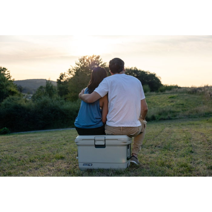 Coleman Pro 45QT Cooler Box Coleman Pro 45QT Cooler Box