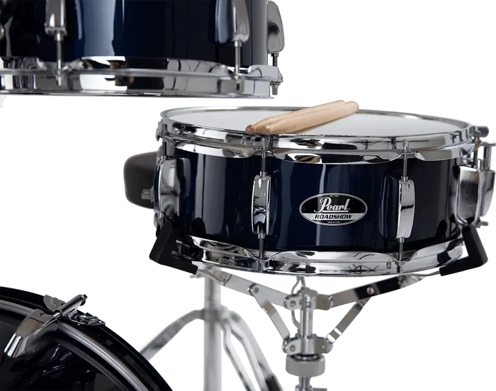 PEARL Kit Roadshow 1812B/1007T/1208T/1410F + 1305SH + 2 Platos Solar - Royal Blue Metallic PEARL Kit Roadshow 1812B/1007T/1208T/1410F + 1305SH + 2 Platos Solar - Royal Blue Metallic