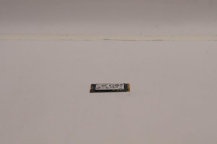 Lenovo M.2 2242 SSD 256 Go Lenovo M.2 2242 SSD 256 Go