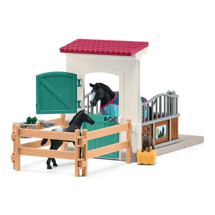 Schleich 42611 Horse Club - Box pour cheval avec jument et poulain, coffret jeu avec 34 figurines dont 2 chevaux, pour enfants 5 ans et plus