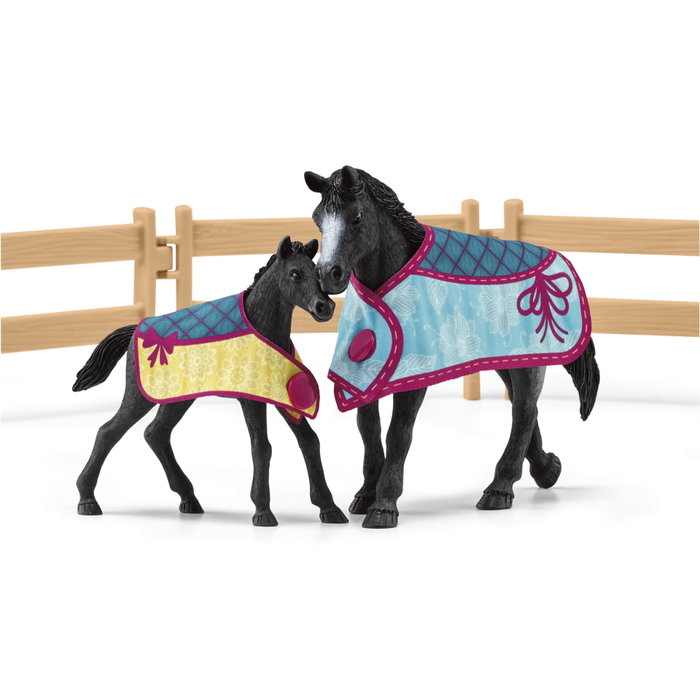 Schleich Horse Club 42611 - Box pour chevaux avec jument et poulain Appaloosa
