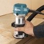 Makita RT0702C