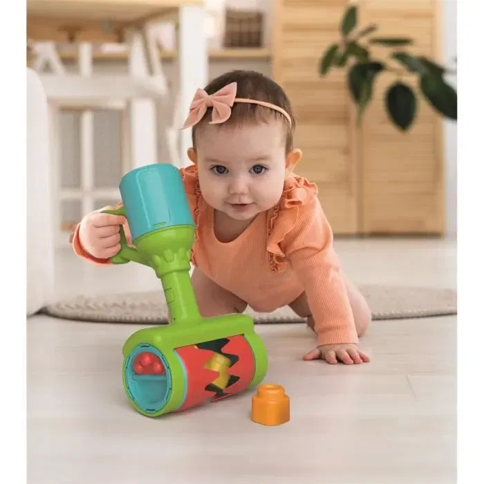 Clementoni - Aspirateur d'éveil Clemmy, jouet interactif avec pop-it et cubes à aspirer, pour enfants dès 18 mois Clementoni - Aspirateur d'éveil Clemmy, jouet interactif avec pop-it et cubes à aspirer, pour enfants dès 18 mois