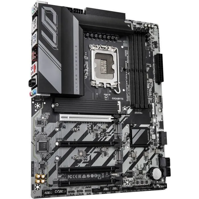 Gigabyte Carte mère Z890 UD ATX Socket LGA1851 Wi-Fi 6E 2.5GbE USB 4 pour Intel Core Ultra Série 2 - 12+1+2 Phases - DDR5 jusqu'à 8800MHz - PCIe 5.0