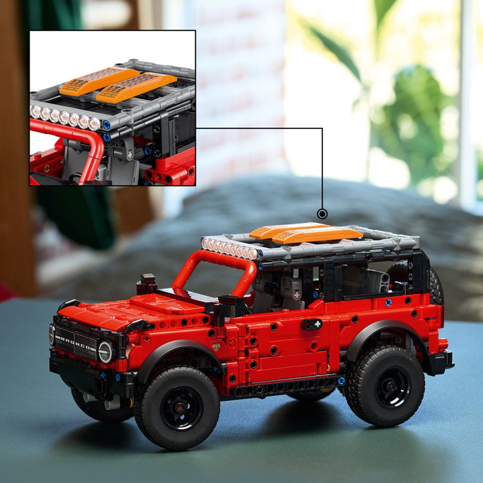 LEGO Technic 42213 SUV Ford Bronco