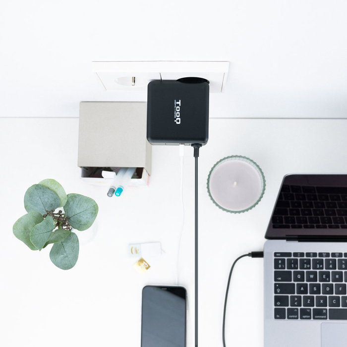 TooQ TQLC-USBC65PD Chargeur Portable USB-C 65W Power Delivery Noir
