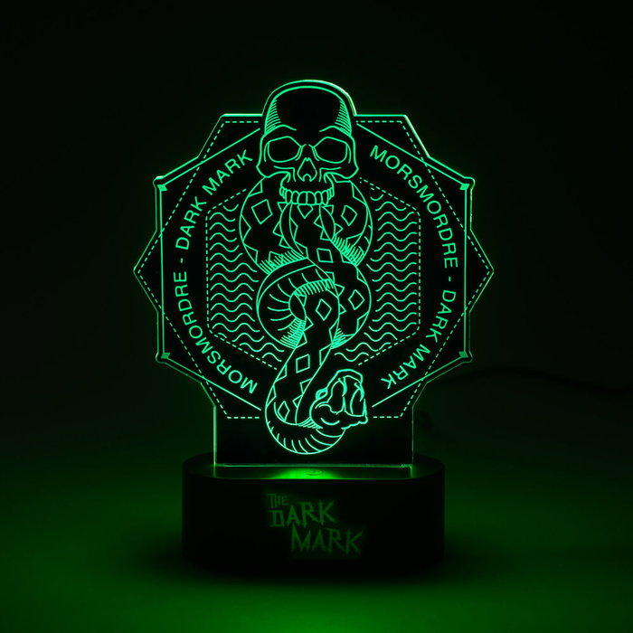 ERIK Lampe LED Harry Potter - Rétroéclairage ambiant avec alimentation USB-C et piles AAA - Fabrication ABS et acrylique - Dimensions 16x21,5x5,5 cm ERIK Lampe LED Harry Potter - Rétroéclairage ambiant avec alimentation USB-C et piles AAA - Fabrication ABS et acrylique - Dimensions 16x21,5x5,5 cm