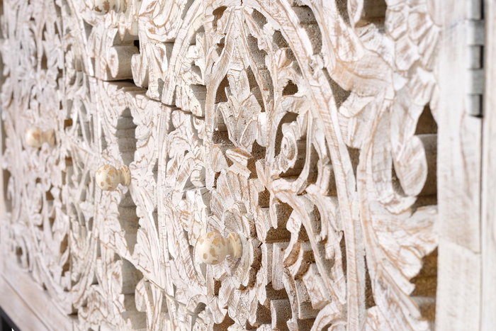 GINER Y COLOMER Buffet 2 portes et 3 tiroirs en bois de manguier et métal, finition blanc vieilli - Dimensions 80x150x38 cm