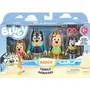Moose Toys - Bluey La Famille à la Plage - Figurines Articulées - Coffret de 4 Personnages (Bluey, Bingo, Chilli, Bandit) - Univers Miniature - Jeu à Partir de 3 Ans