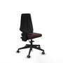 Chaise Elche Asynchrone Cuir écologique Marron foncé Base pyramidale noire Sans accoudoirs Sans appui-tête Roulettes 65mm pour moquette