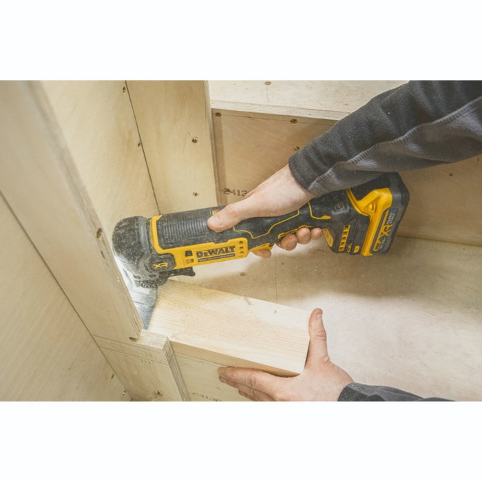 DeWalt DCS359S2-QW Multi-outil sans fil 18V avec 2 batteries Powerstack 3,5 Ah