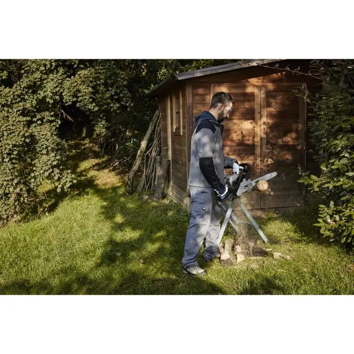 Tronçonneuse thermique ALPINA ACS 39 - 37.2 cc - Guide de chaîne 35 cm (14 pouces) - 1200 W Tronçonneuse thermique ALPINA ACS 39 - 37.2 cc - Guide de chaîne 35 cm (14 pouces) - 1200 W