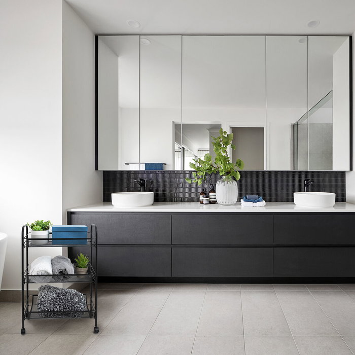 Quid Chariot Polyvalent Garbo 44x26x63 cm en Métal Noir Quid Chariot Polyvalent Garbo 44x26x63 cm en Métal Noir