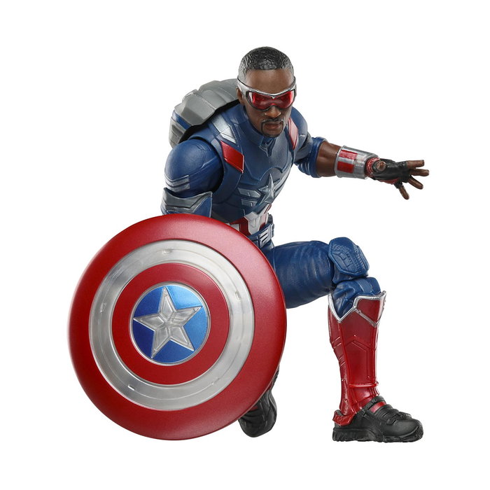 Hasbro Marvel G0158 - Figurine Articulée Capitaine Amérique (Sam Wilson) Captain America: Brave New World - 15 cm avec 7 Accessoires (Ailes, Écu)