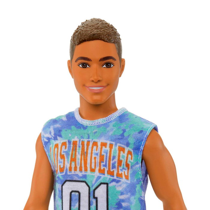 Barbie Ken Fashionista Poupée avec Prothèse de Jambe Hjt11 - Cheveux Bruns, Tenue Los Angeles - Multilingue Barbie Ken Fashionista Poupée avec Prothèse de Jambe Hjt11 - Cheveux Bruns, Tenue Los Angeles - Multilingue