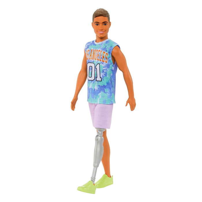 Barbie Ken Fashionista Poupée avec Prothèse de Jambe Hjt11 - Cheveux Bruns, Tenue Los Angeles - Multilingue Barbie Ken Fashionista Poupée avec Prothèse de Jambe Hjt11 - Cheveux Bruns, Tenue Los Angeles - Multilingue