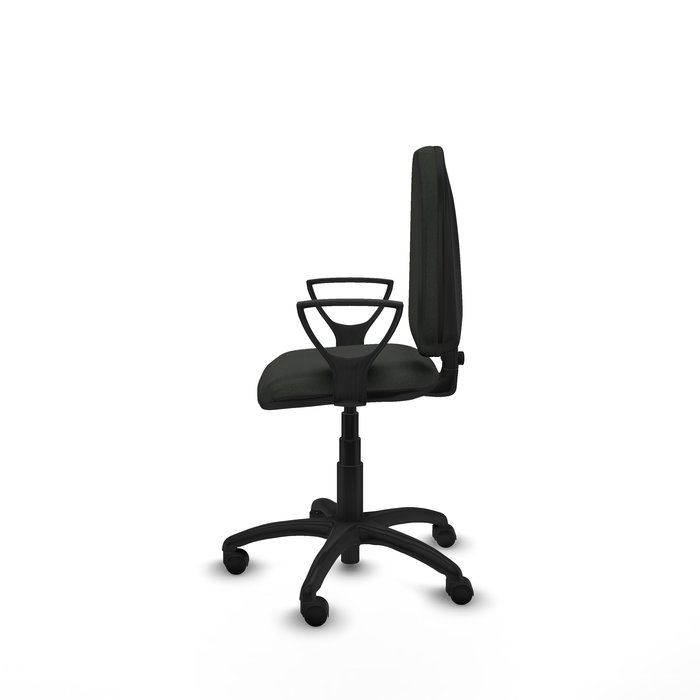 Chaise de bureau Aýna avec mécanisme de contact permanent de base, rembourrée de tissu noir. Équipée d'une base en polyamide noir, d'accoudoirs fixes et de roulettes en nylon de 50 mm.