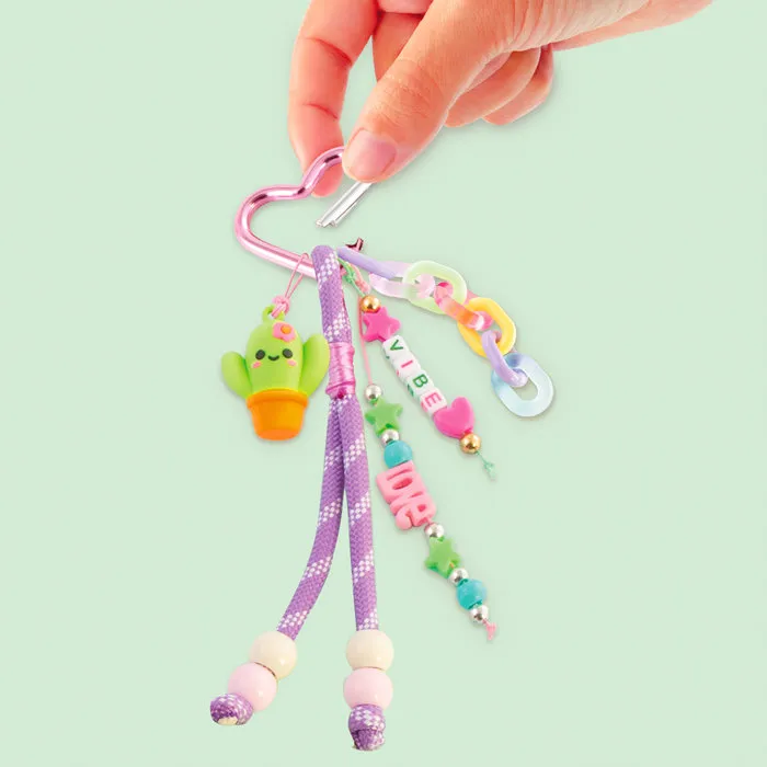 Canal Toys Studio 3 en 1 DIY pour porte-clés avec paracords et aquacharms, kit créatif complet, OFG 366