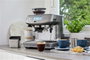 Sage SES878BSS4EEU1 Cafetière Barista Pro Machine à Expresso avec Broyeur Intégré Conique, LCD, ThermoJet, Portefiltre 54 mm, Mousseur à Lait, Noir