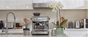Sage SES878BSS4EEU1 Cafetière Barista Pro Machine à Expresso avec Broyeur Intégré Conique, LCD, ThermoJet, Portefiltre 54 mm, Mousseur à Lait, Noir