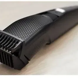 Philips BT3234/15 - Tondeuse Barbe et Corps Series 3000 - 20 Hauteurs de Coupe, Sabot Ajustable, Tête Lavable - Autonomie 60 Min