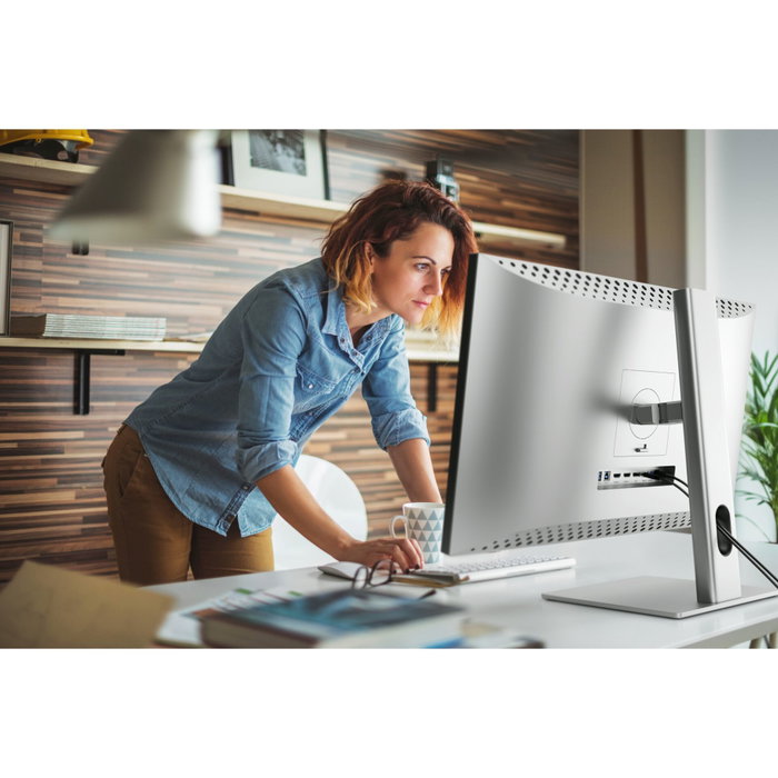 Alogic Clarity 27 UHD 4K Monitor avec 90W 27F34KCPD Silver