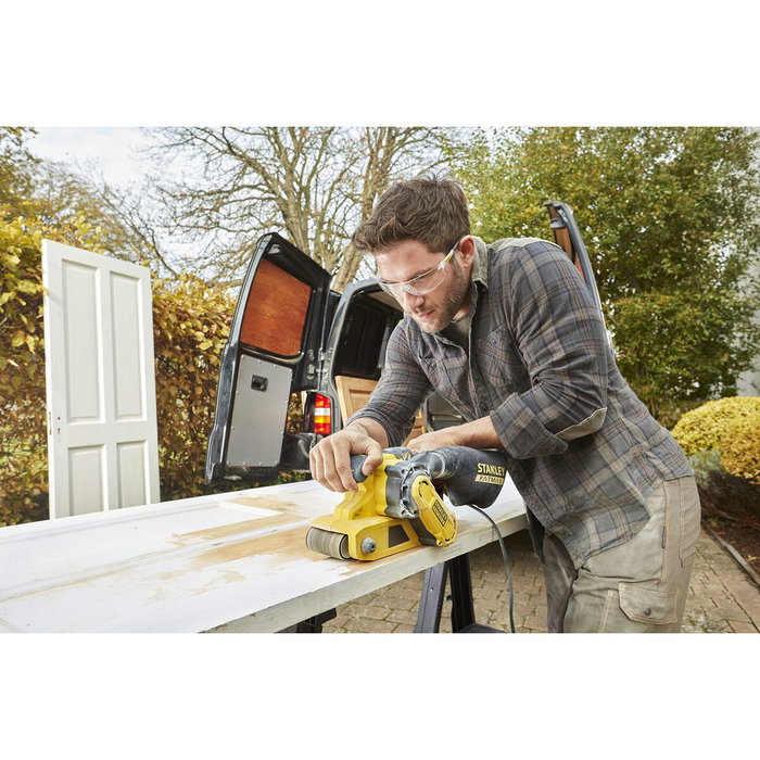 Stanley Fatmax FMEW204K-QS Ponceuse à bande 1010W