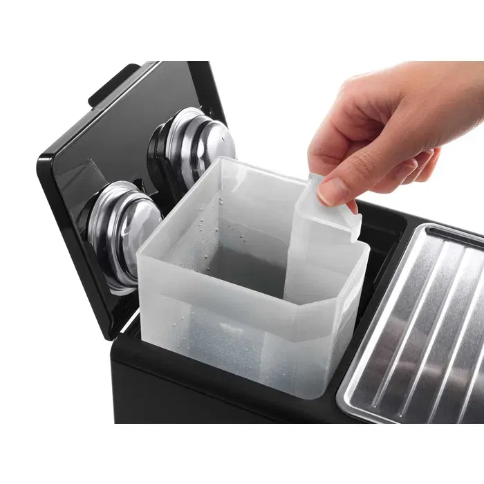 De'Longhi ECP33.21.BK Machine à expresso avec pompe, système Cappuccino 360° et double égouttoir, Noir et argent