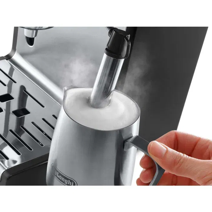 De'Longhi ECP33.21.BK Machine à expresso avec pompe, système Cappuccino 360° et double égouttoir, Noir et argent