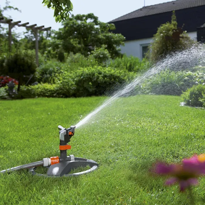 Gardena Arroseur-canon sur traîneau Premium - Portée réglable jusqu'à 12.5 m - Surface max 490 m² - Pour jardin XL - Garantie 5 ans