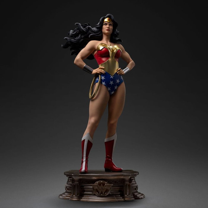 DC Comics statuette Legacy Replica 1/4 Wonder Woman 56 cm