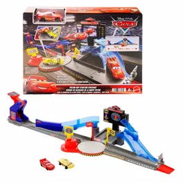 Mattel Circuit Piste Crash et Cascades JHL42 - Scene Iconique du Film Cars avec Affichage Interactif et 2 Véhicules Die Cast Inclus