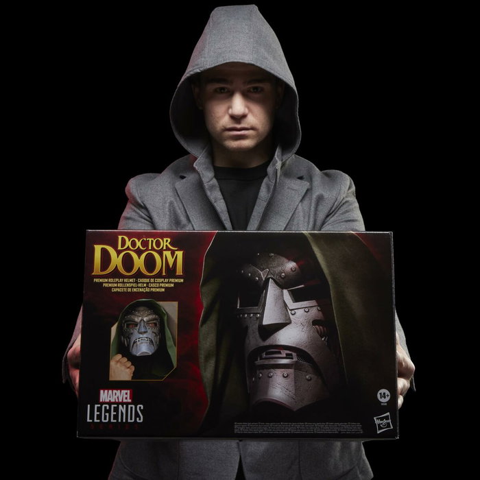 Hasbro Casque premium Doctor Doom Marvel Legends Series