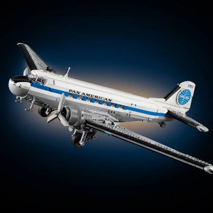 LEGO Icons Douglas DC-3 de la PAN AM - Avion de Ligne Retro LEGO Icons Douglas DC-3 de la PAN AM - Avion de Ligne Retro