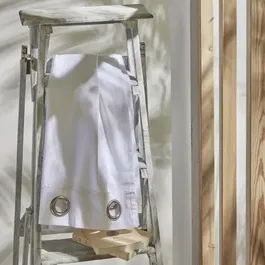 Today CHARME - Voilage 140x240 cm en 100% coton, finition dentelle avec oeillets argentés, couleur craie - Prêt à poser