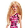 Barbie Poupée Fashionista avec Robe Rose Logo Dénudée Une Épaule, Cheveux Blonds à Coiffer, Look Barbiecore, pour Enfants 3 Ans et Plus