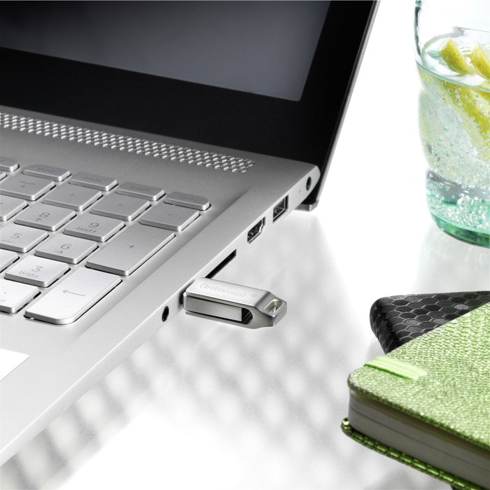 Intenso Clé USB Intenso 128 Go USB 3.2 avec connectivité USB-A et USB-C Intenso Clé USB Intenso 128 Go USB 3.2 avec connectivité USB-A et USB-C