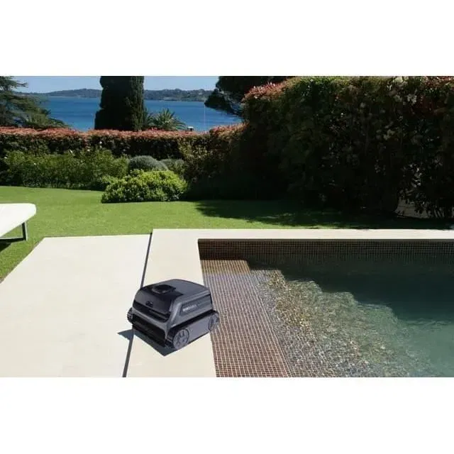 Bestway Robopool Aspirateur Robot pour Piscine Titanium, Autonome, Nettoie Fond et Parois jusqu'à 50 m², avec 3 Moteurs, Double Filtre, Lumière, Garantie 3 Ans