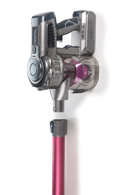 Ariete 2758 Aspirateur-balai sans fil 2-en-1 Motor Digital, batterie lithium 22V, avec câble aspirateur main et filtres HEPA Ariete 2758 Aspirateur-balai sans fil 2-en-1 Motor Digital, batterie lithium 22V, avec câble aspirateur main et filtres HEPA