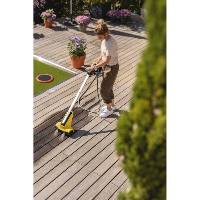 Karcher PCL 3-18 Nettoyeur de terrasse sans fil avec batterie 18V/2,5Ah et brosse rotative Karcher PCL 3-18 Nettoyeur de terrasse sans fil avec batterie 18V/2,5Ah et brosse rotative