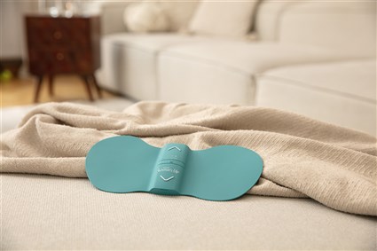 Beurer EM-55 Appareil de relaxation pour soulager les douleurs menstruelles avec chaleur et fonction TENS réglable - 15 niveaux d'intensité