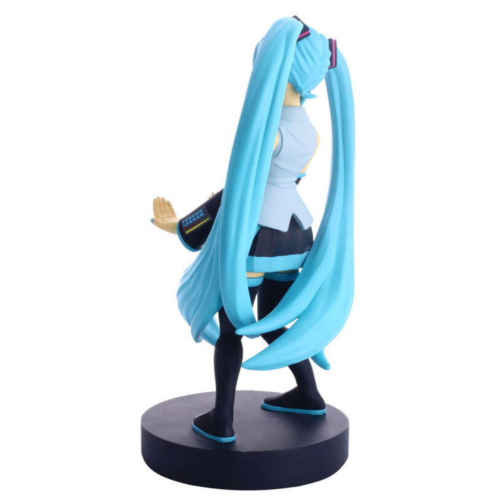 EXQUISITE GAMING Cable Guy - Figure de support et de charge Hatsune Miku 21cm - Compatible PS5, Xbox Series, iPhone, manettes EXQUISITE GAMING Cable Guy - Figure de support et de charge Hatsune Miku 21cm - Compatible PS5, Xbox Series, iPhone, manettes