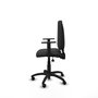 Chaise de bureau Aýna avec mécanisme Asincro, revêtement en simili cuir gris foncé. Équipée d'une base en polyamide noir, d'accoudoirs 1D et de roulettes pour parquet