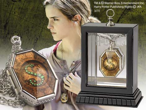 The Noble Collection Réplique Horcrux Guardapelo Salazar Serpentard avec Chaîne et Coffret Harry Potter The Noble Collection Réplique Horcrux Guardapelo Salazar Serpentard avec Chaîne et Coffret Harry Potter
